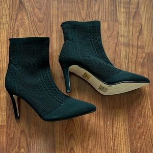 NWOT Catherine Maladrino Dnonito Black Knit Heeled Bootie - Womens size 6